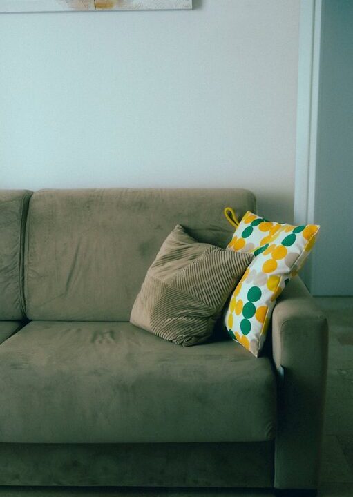 Tips for Creating a Cozy and Inviting Living Space on a Budget